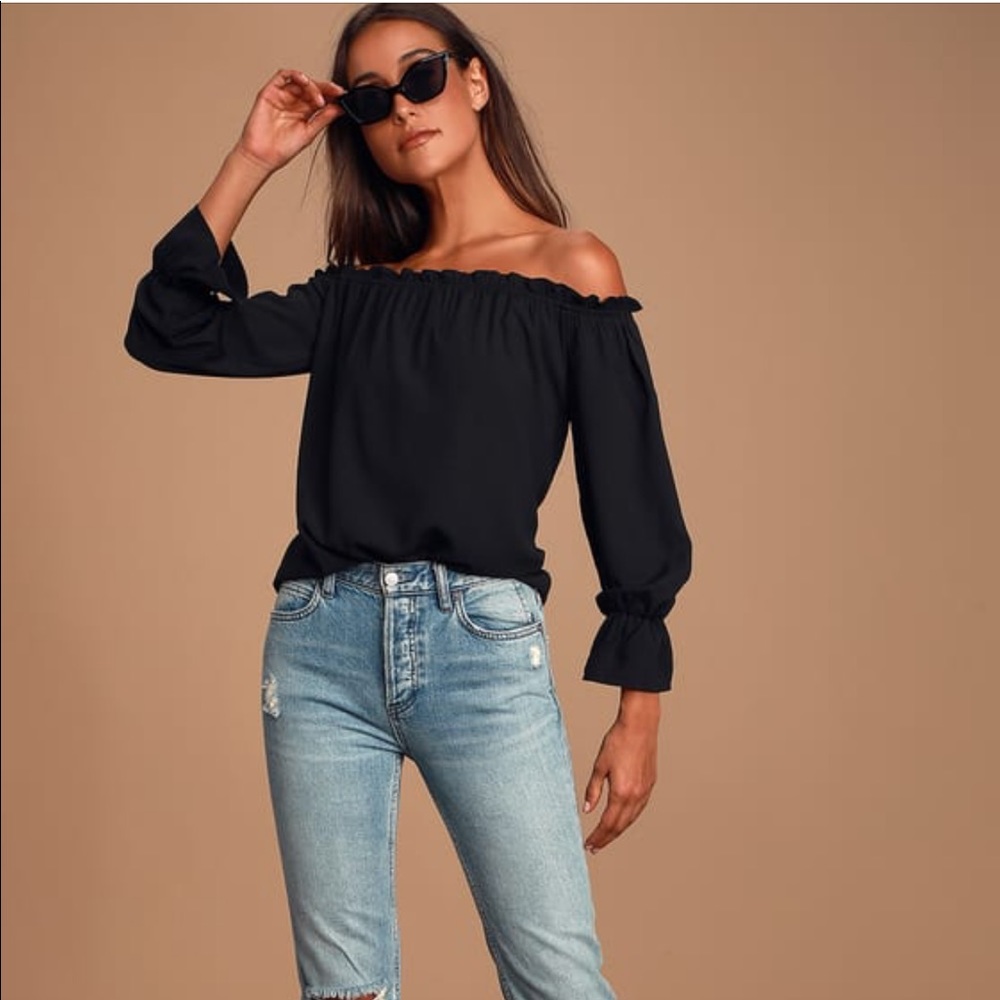 LuLu’s All in Good Fun Off-The-Shoulder Top